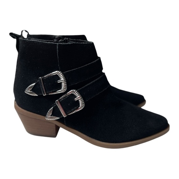 Steve Madden Women’s Niall Black Cow Suede Western Buckle Ankle Boots - Picture 3 of 12